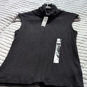 Banana Republic Black Sleeveless Muscle Tee with Mandarin Collar